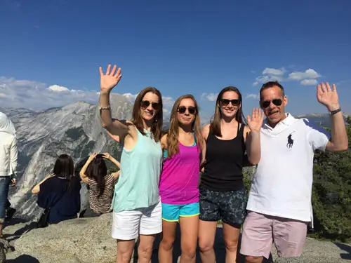 Small Group Glacier Point and Yosemite Valley Tour — photograph 6